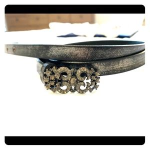 Skinny Belt with jeweled buckle